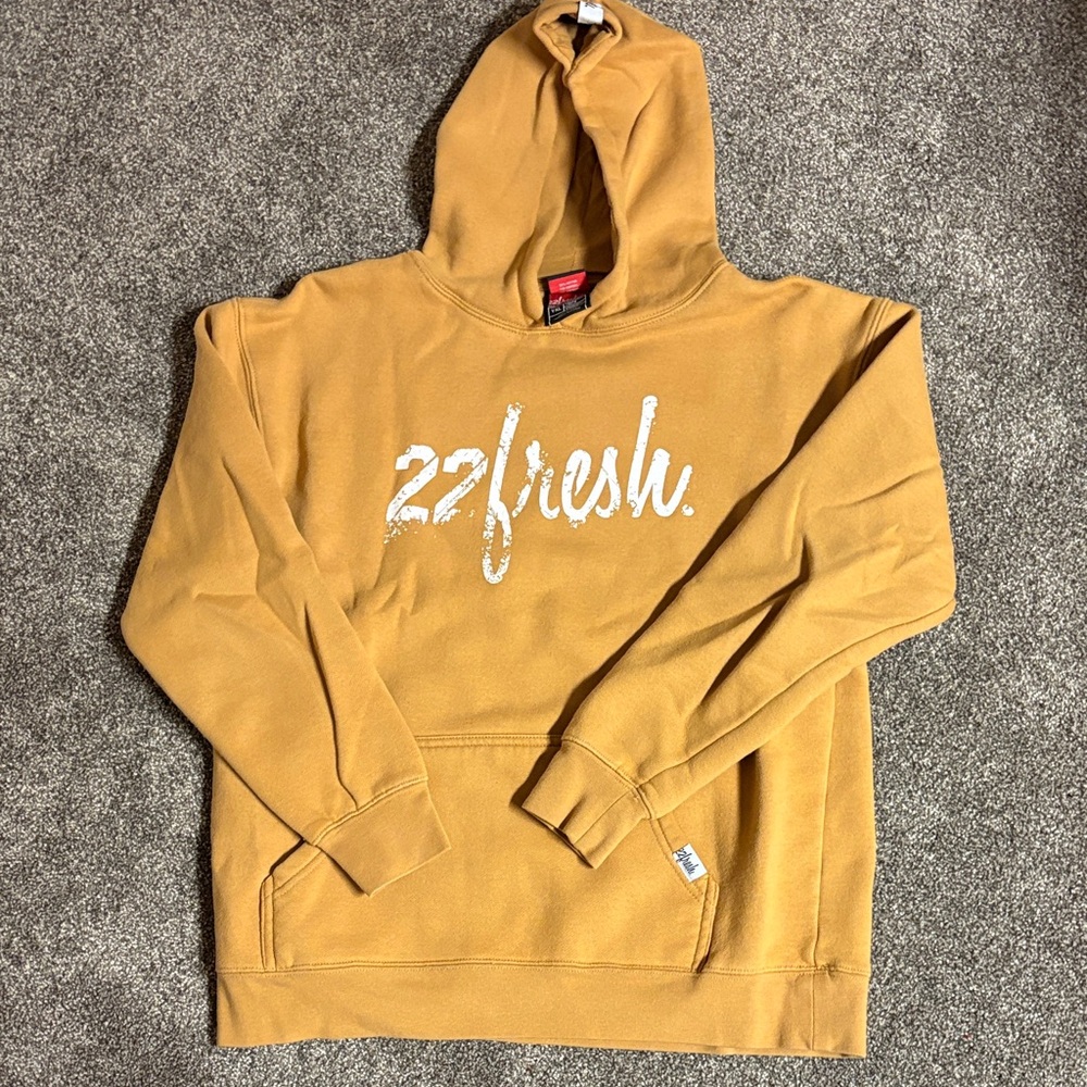 22Fresh Tan Hoodie with Ribbed Cuffs and Pullover Style